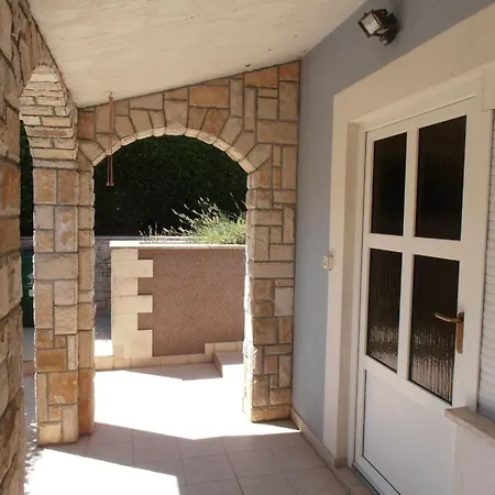 Ines 1 By Interhome Pula