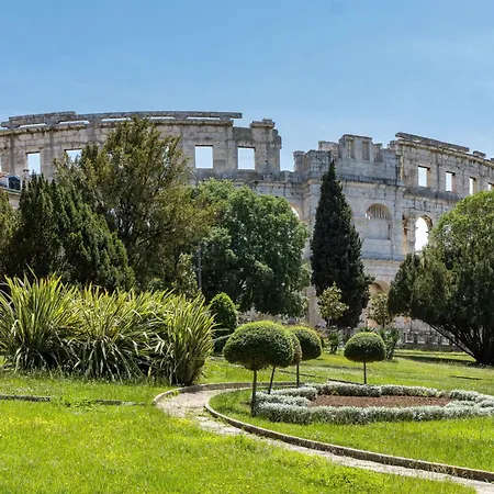 Ines 1 By Interhome Ferienhaus *